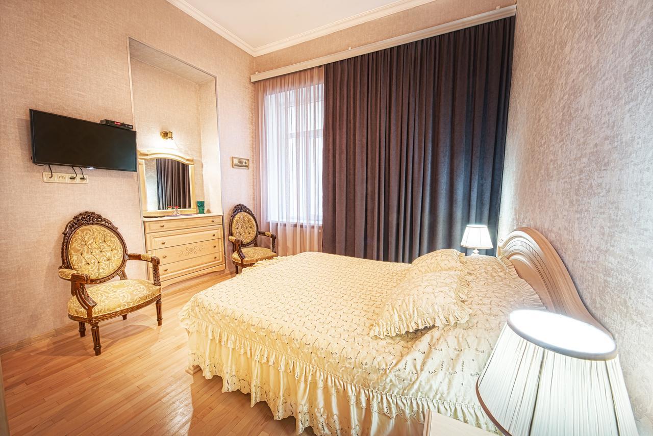 Royal District Apt ♛ Tbilisi Center Apartment Luaran gambar